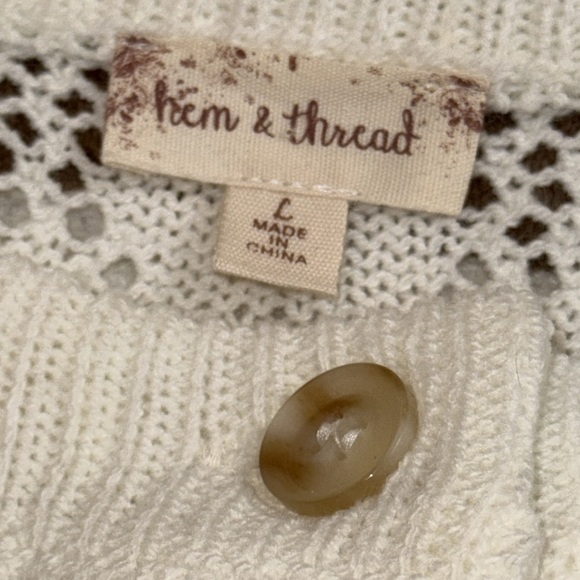 🌹NWOT: HEM & THREAD FLORAL OPEN STITCH CARDIGAN - Picture 7 of 8